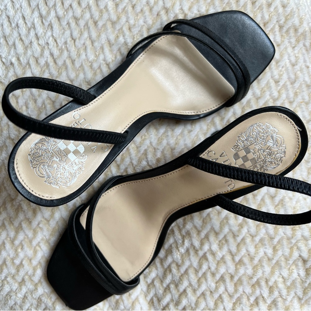 VINCE CAMUTO Sheela Sandal Black Leather Strappy Heel Size 6